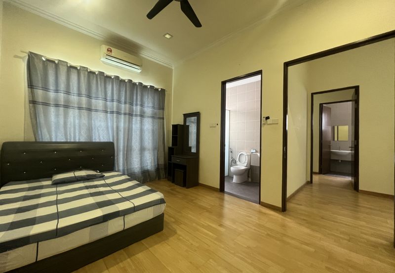 Bandar Tun Hussein Onn