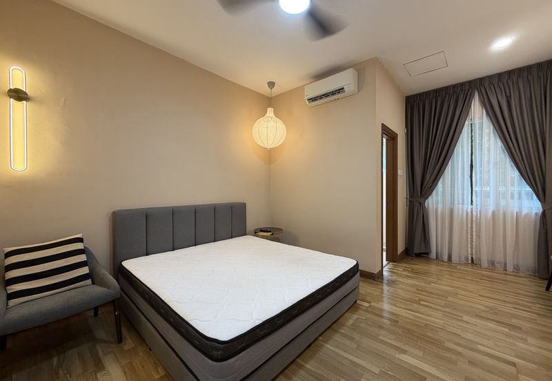 Adora Courtyard, Desa Parkcity Luxury Townhouse