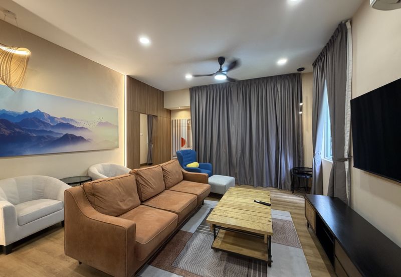 Adora Courtyard, Desa Parkcity Luxury Townhouse
