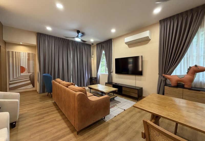 Adora Courtyard, Desa Parkcity Luxury Townhouse