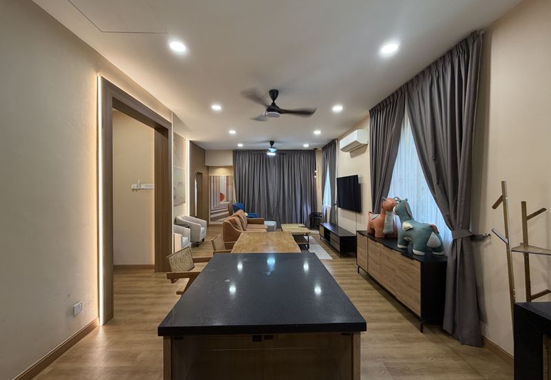 Adora Courtyard, Desa Parkcity Luxury Townhouse