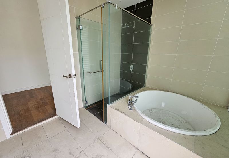 Bandar Sungai Long ,  Bandar Sungai Long , Selangor 3 Storey Zero Lot Bungalow 