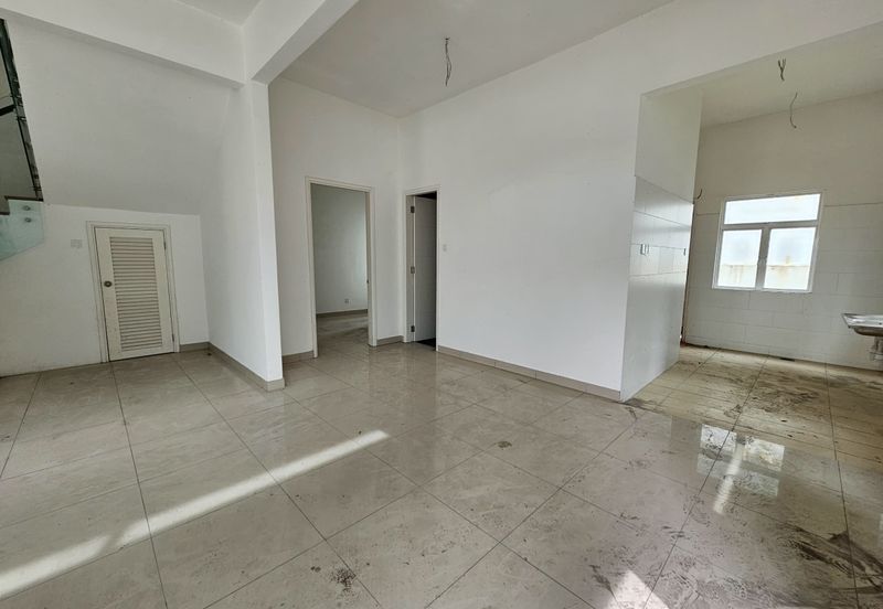 Bandar Sungai Long ,  Bandar Sungai Long , Selangor 3 Storey Zero Lot Bungalow 