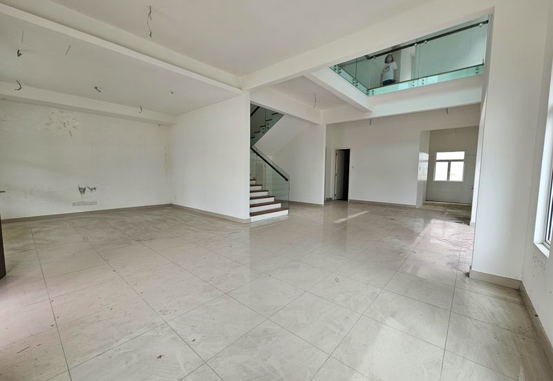 Bandar Sungai Long ,  Bandar Sungai Long , Selangor 3 Storey Zero Lot Bungalow 