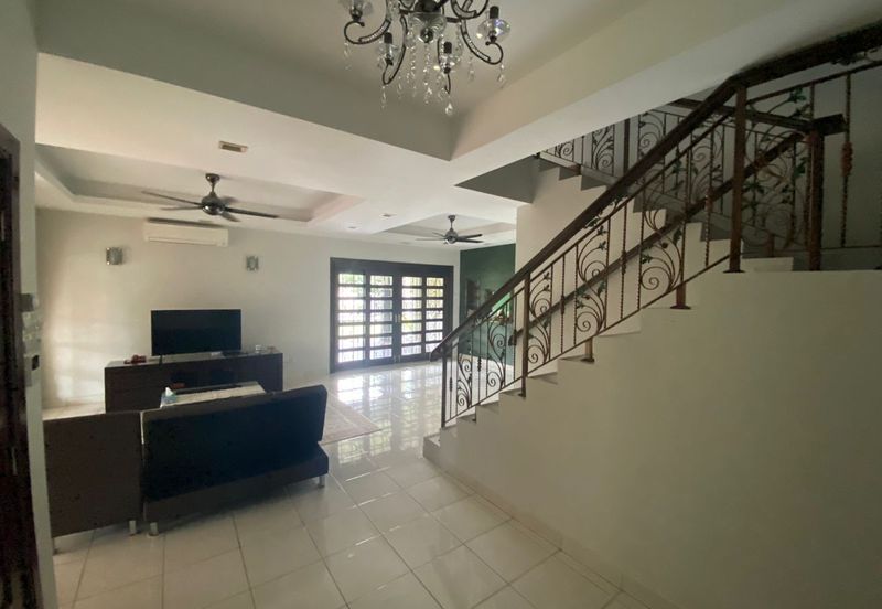 Bandar Tun Hussein Onn