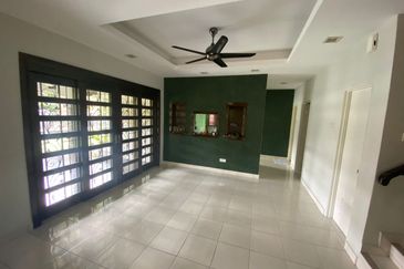 Bandar Tun Hussein Onn