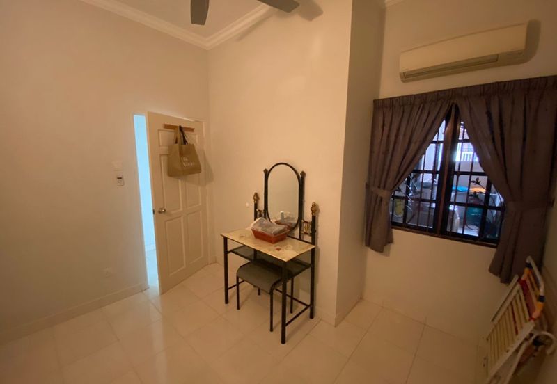 Bandar Tun Hussein Onn