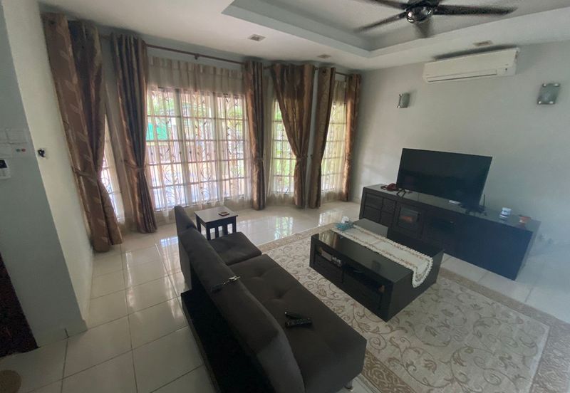 Bandar Tun Hussein Onn