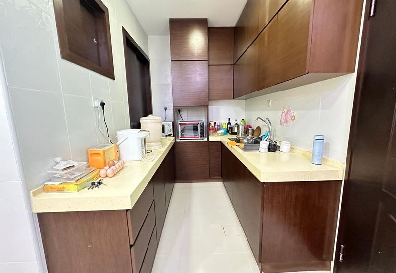 Bandar Sungai Long ,Bandar Sungai Long , Selangor 2.5 Storey Semi D 