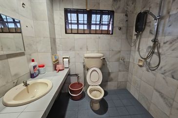 Bandar Sungai Long ,Bandar Sungai Long , Selangor Corner 2 Storey Terrace House  