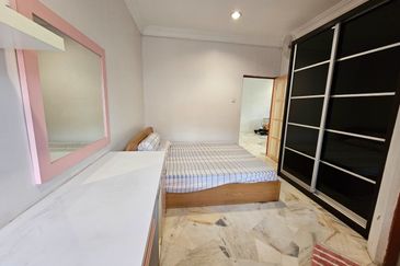 Bandar Sungai Long ,Bandar Sungai Long , Selangor Corner 2 Storey Terrace House  