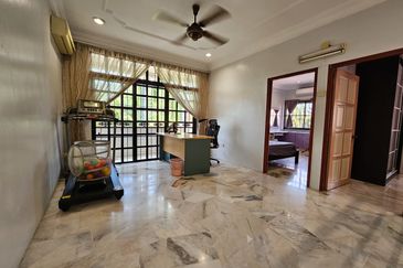 Bandar Sungai Long ,Bandar Sungai Long , Selangor Corner 2 Storey Terrace House  