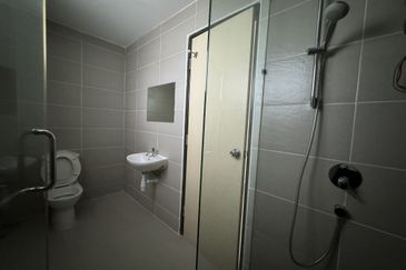 Bandar Tun Hussein Onn