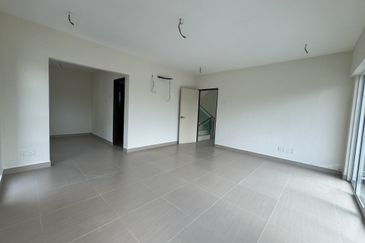 Bandar Tun Hussein Onn