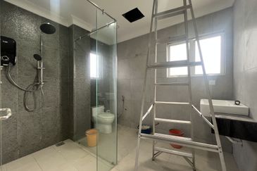 Bandar Tun Hussein Onn