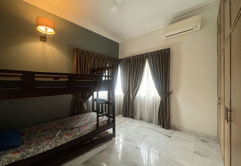 Bandar Tun Hussein Onn