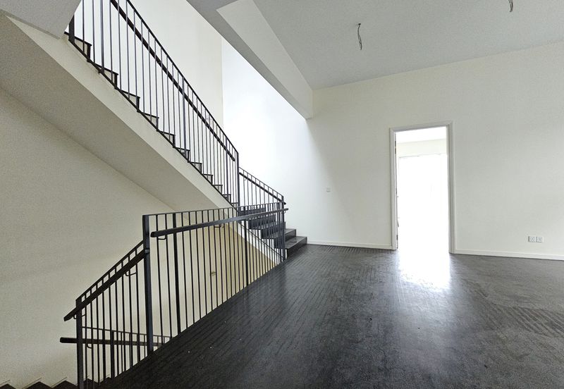 Bandar Sungai Long ,Bandar Sungai Long , Selangor 3 Storey Semi D 