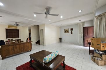 Bandar Tun Hussein Onn