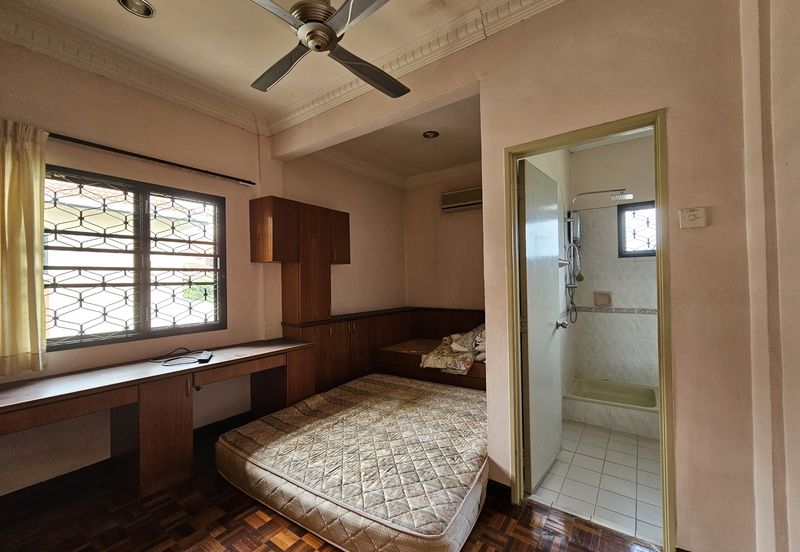 Bandar Tun Hussein Onn