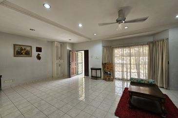 Bandar Tun Hussein Onn