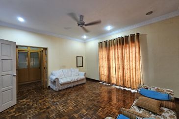 Bandar Tun Hussein Onn