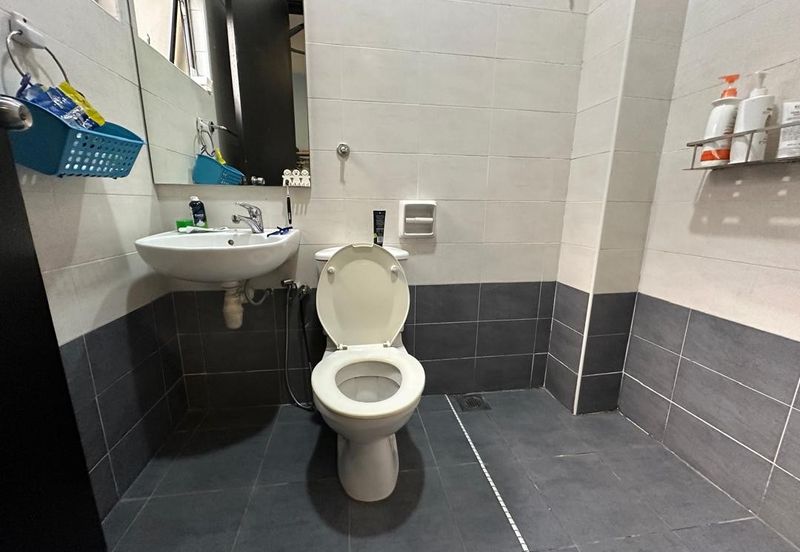 Bukit Sungai Long , Bandar Sungai Long , Selangor 2 Storey Semi D 