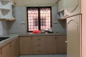 Bandar Tun Hussein Onn