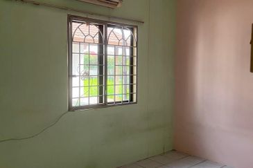 Bandar Tun Hussein Onn