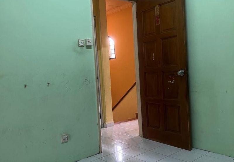 Bandar Tun Hussein Onn