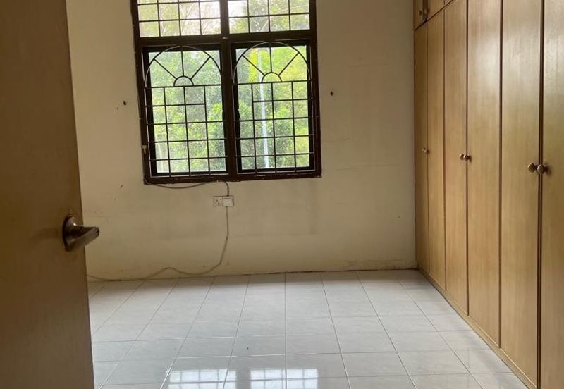 Bandar Tun Hussein Onn