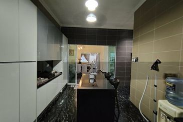 Bandar Tun Hussein Onn