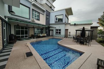 Bandar Tun Hussein Onn