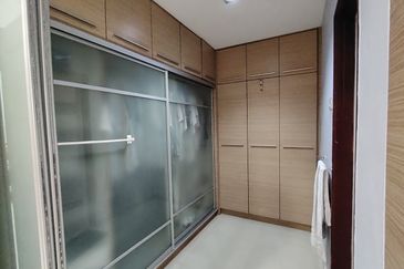 Bandar Sungai Long ,Bandar Sungai Long , Selangor Corner 2 Storey Terrace House 