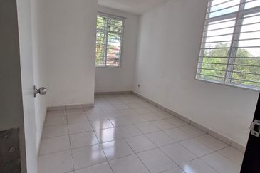 Taman Pelangi Semenyih 2