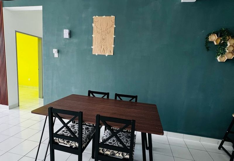 The Residence 1 @ Tiara South