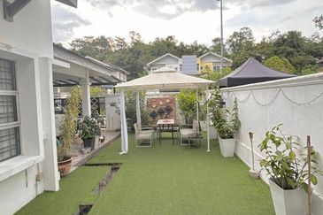 Taman Tasik Semenyih (Lake Residence)