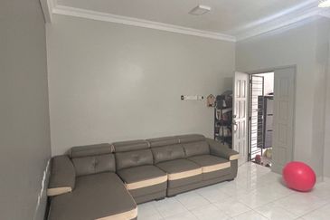 Taman Tasik Semenyih (Lake Residence)