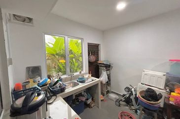 Taman Tasik Semenyih (Lake Residence)