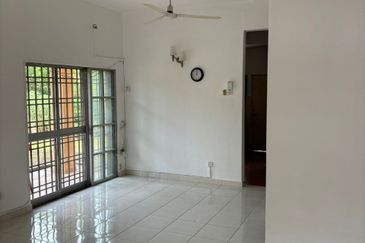 Bandar Tun Hussein Onn