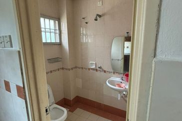 Bandar Tun Hussein Onn