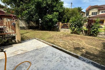 Bandar Tun Hussein Onn