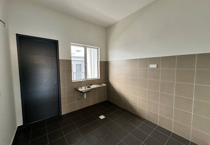 J1 Residence @ Jenderam