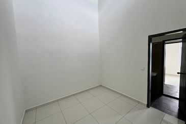 J1 Residence @ Jenderam