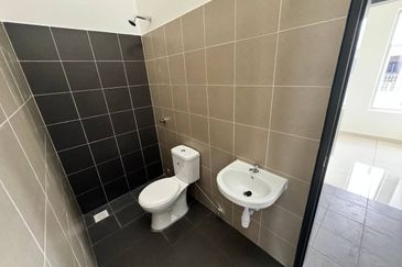 J1 Residence @ Jenderam