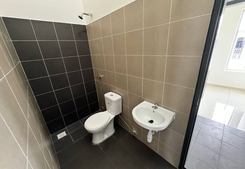 J1 Residence @ Jenderam