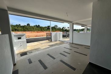 J1 Residence @ Jenderam