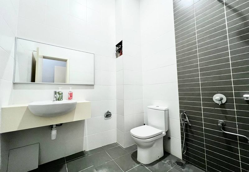 Mozart, Symphony Hills