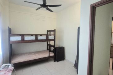 Pangsapuri Damai Mewah B