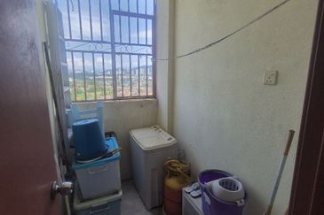 Pangsapuri Damai Mewah B