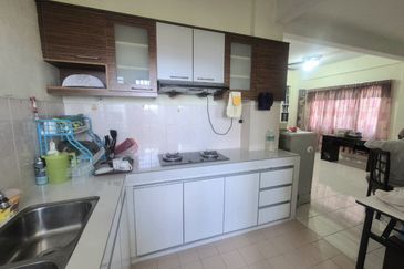 Pangsapuri Damai Mewah B